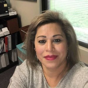 Meet your Posher, Nora